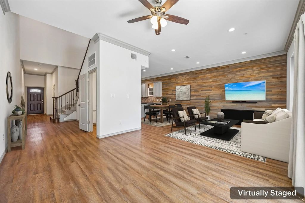 1325 Summerset Lane, Burleson
