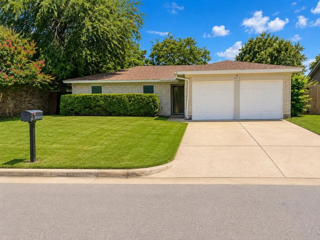 517 Annapolis Drive, Fort Worth