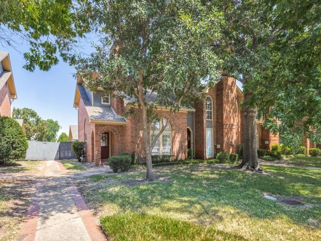 160 Cobblestone Row, Denton