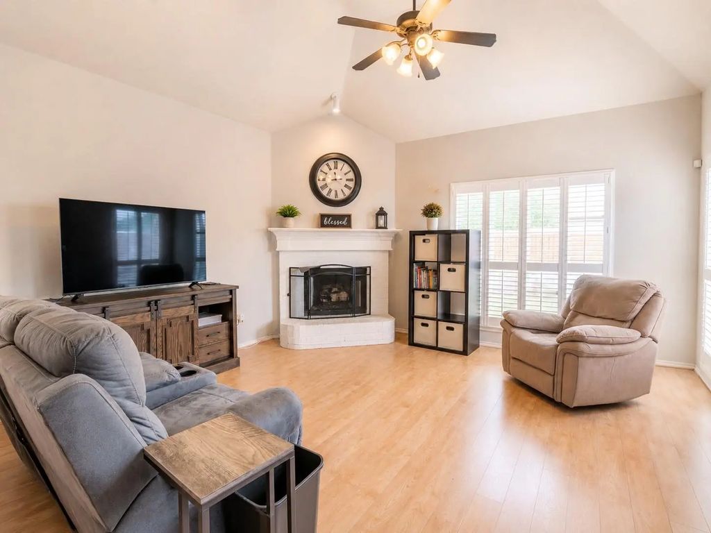 4712 Feldman Drive, Carrollton