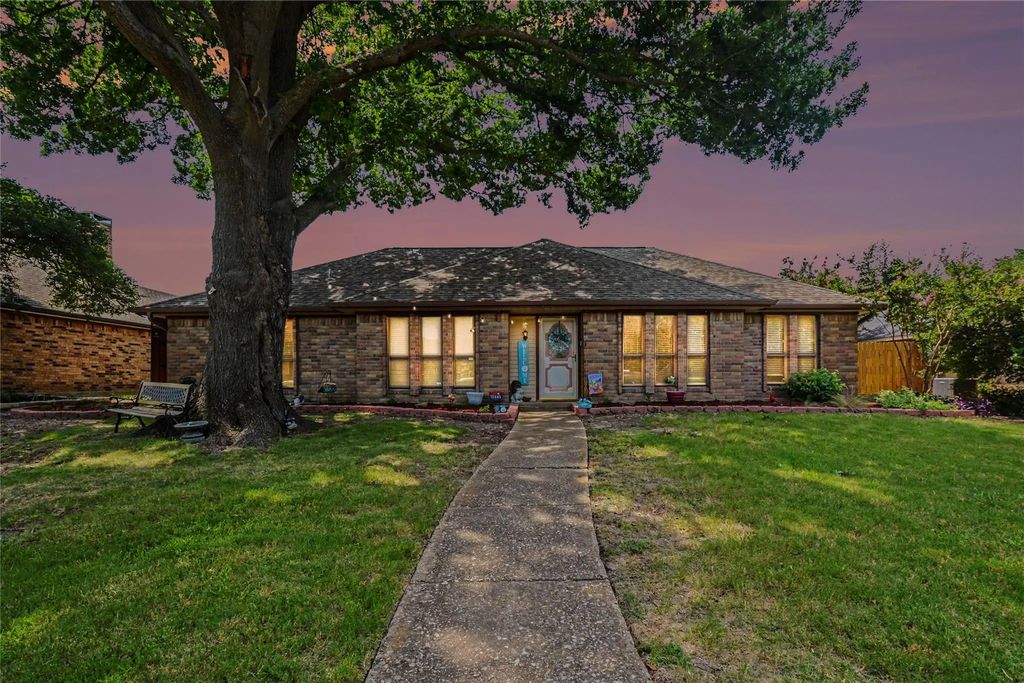 710 Rush Creek Drive, Allen