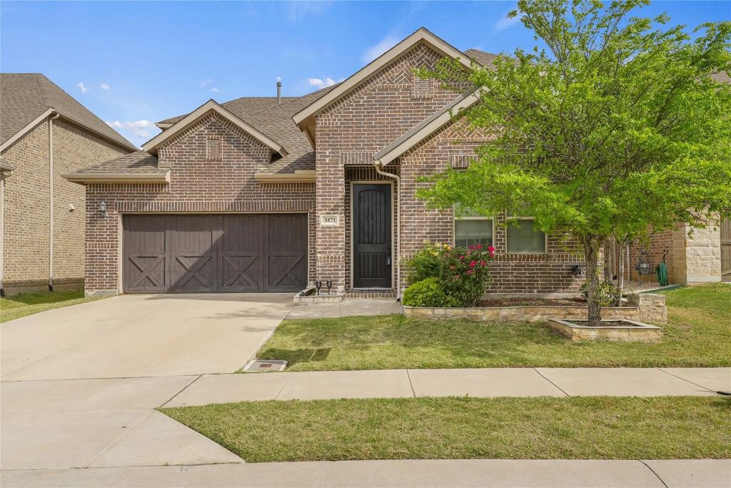 3421 Poinsettia Way, Irving
