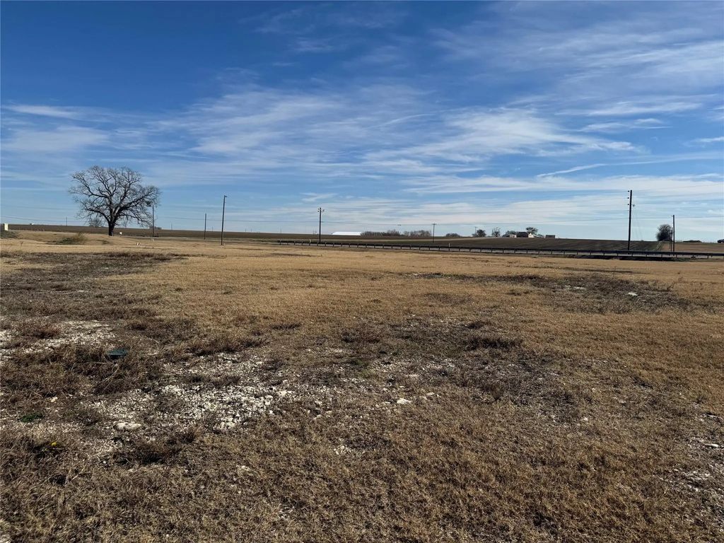 153 Sunflower Street, Lorena