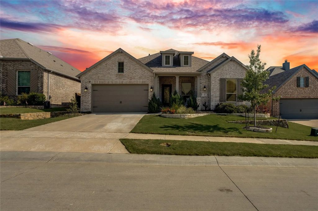 9721 Surveyor Road, Little Elm