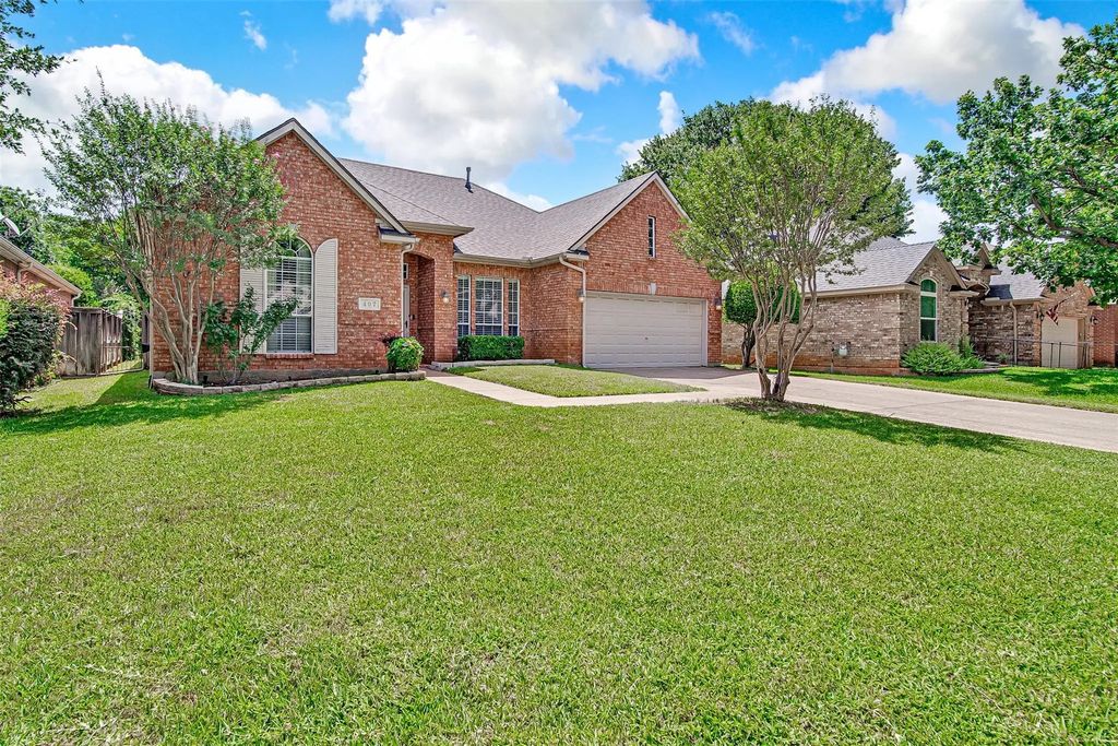 407 Dorcas Lane, Arlington
