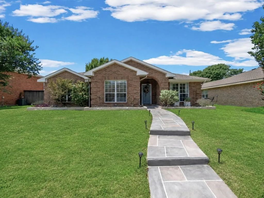 204 Arbor Ridge Drive, Allen