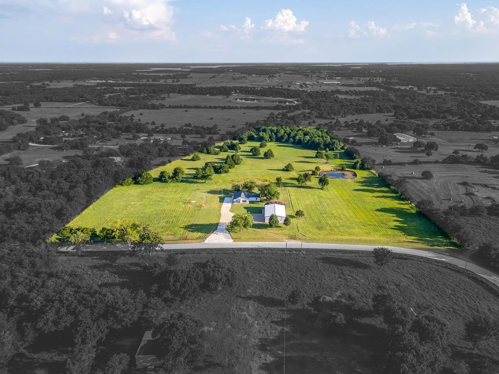 1778 County Road 217, Collinsville
