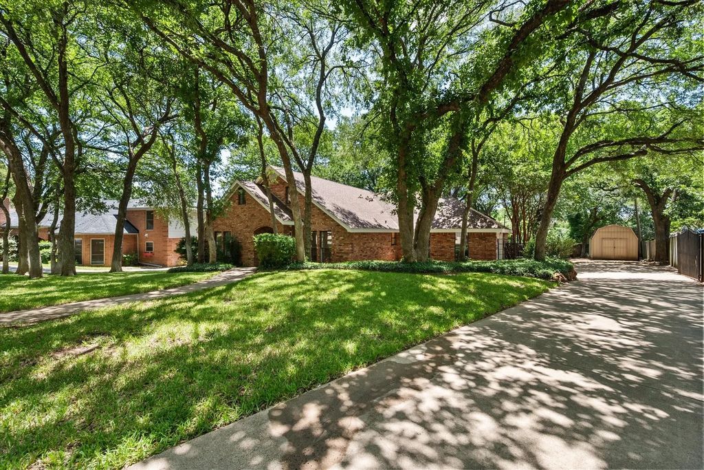 3425 Bridlegate Drive, Arlington