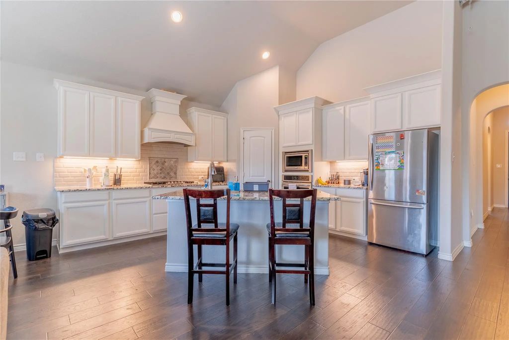 1000 Lake Sierra Way, Little Elm