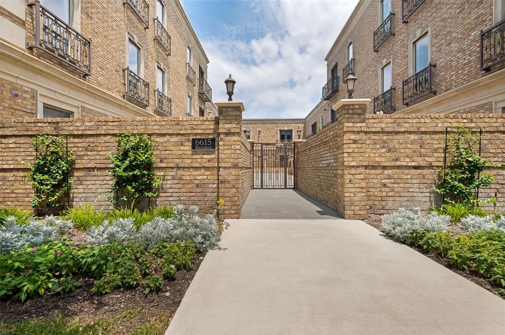 6615 Bandera Avenue 2a, Dallas