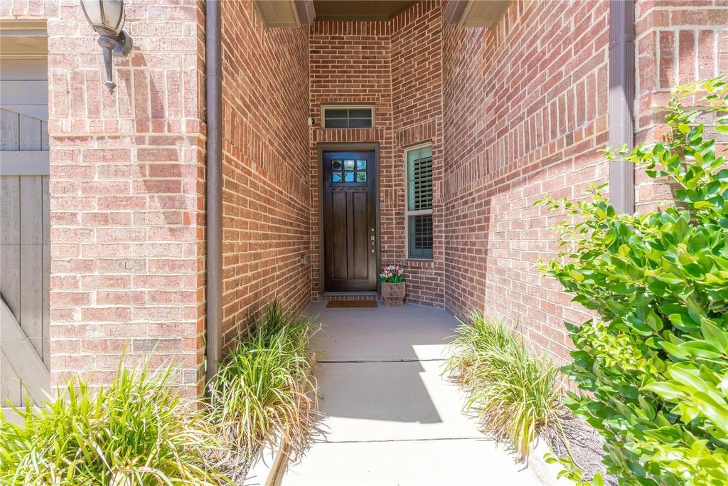 3013 Crestwater Ridge, Keller