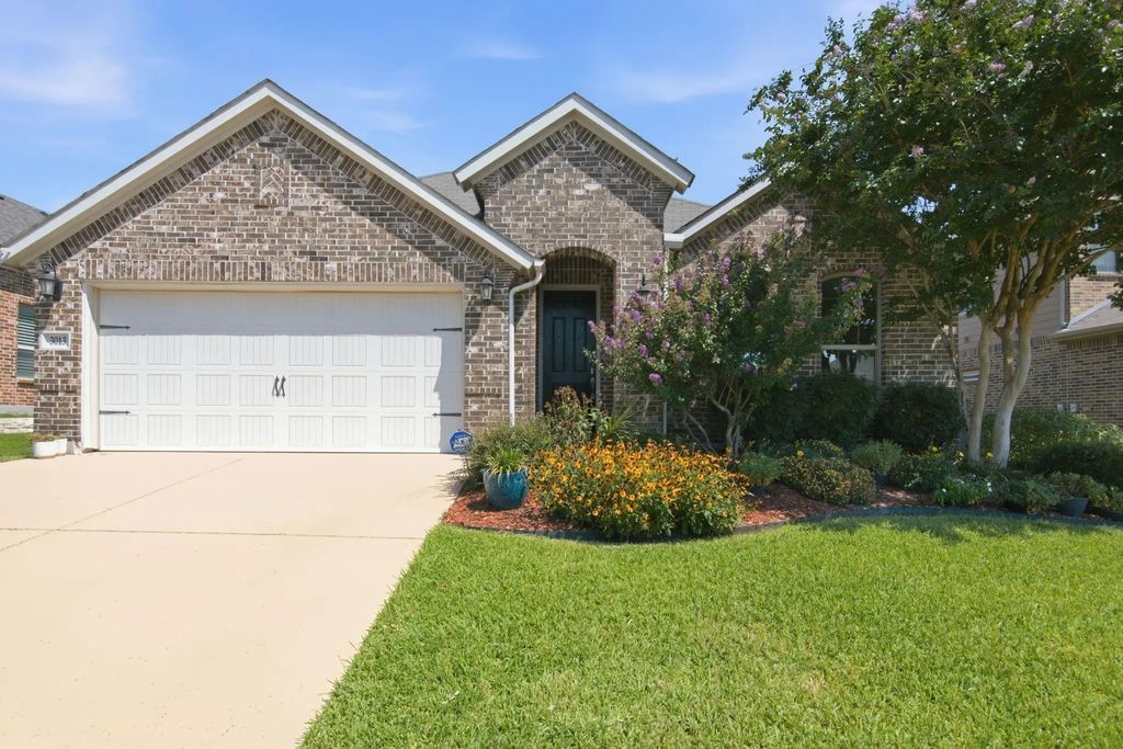 3013 Sangria Lane, Fort Worth