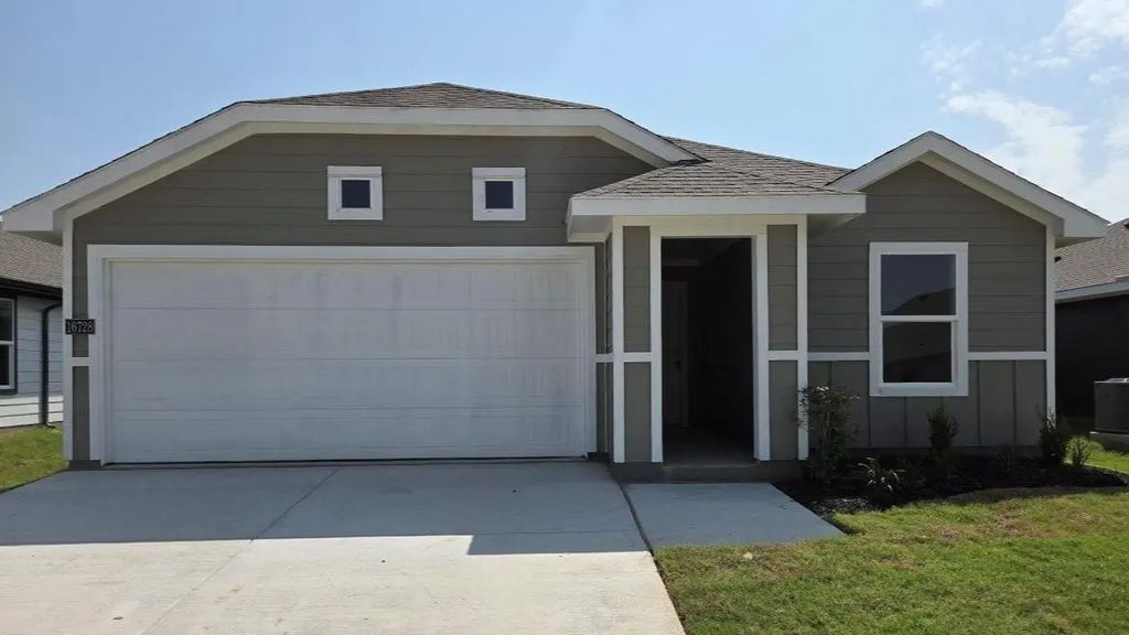 16728 Laguna Vista Street, Fort Worth