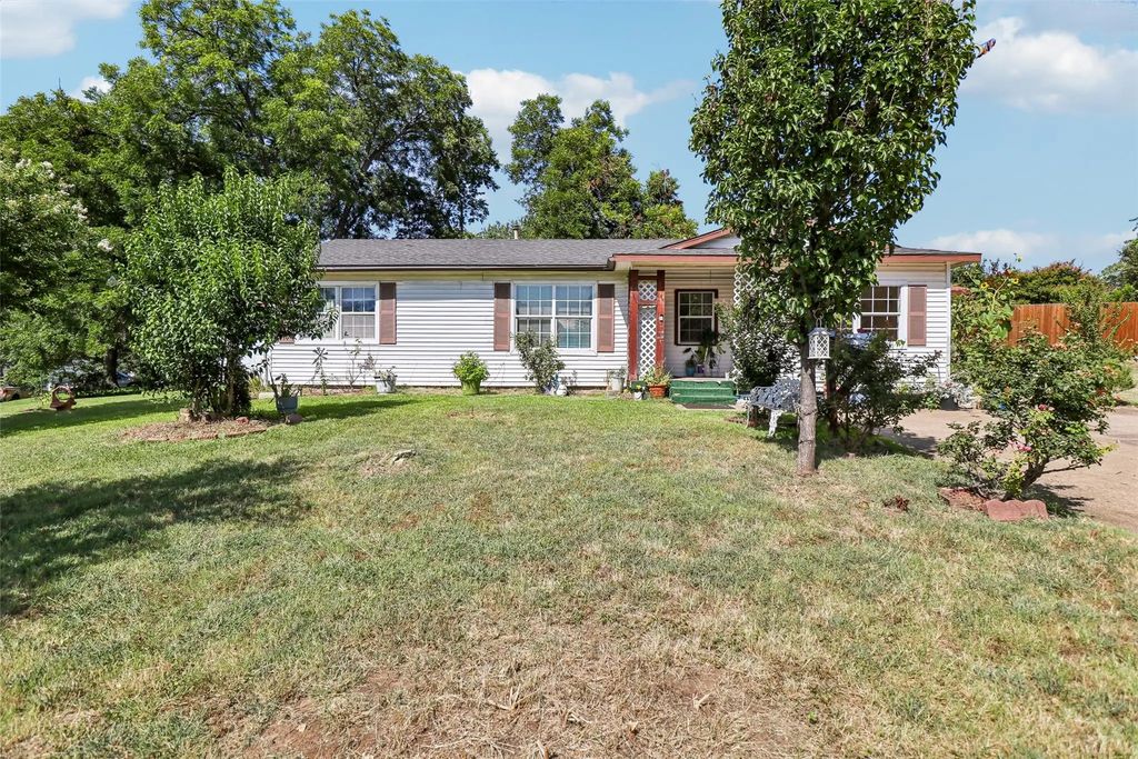 13905 Albemarle Drive, Farmers Branch
