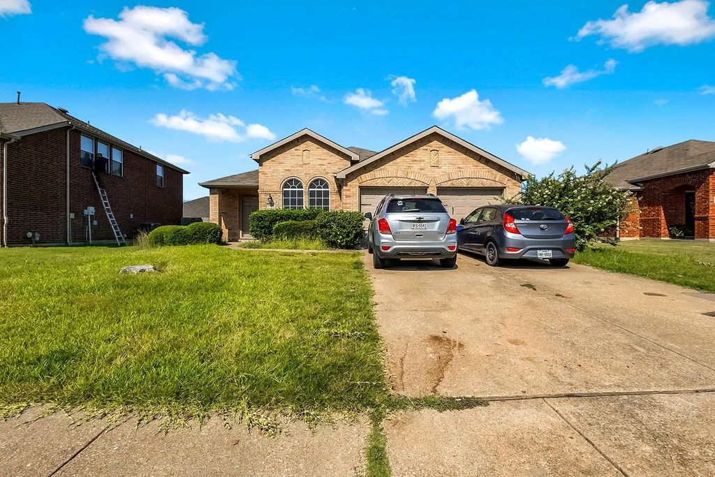 536 Chestnut Trail, Forney