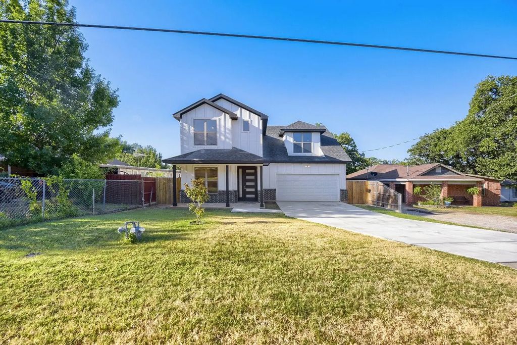 7305 Charbonneau Road, Lake Worth
