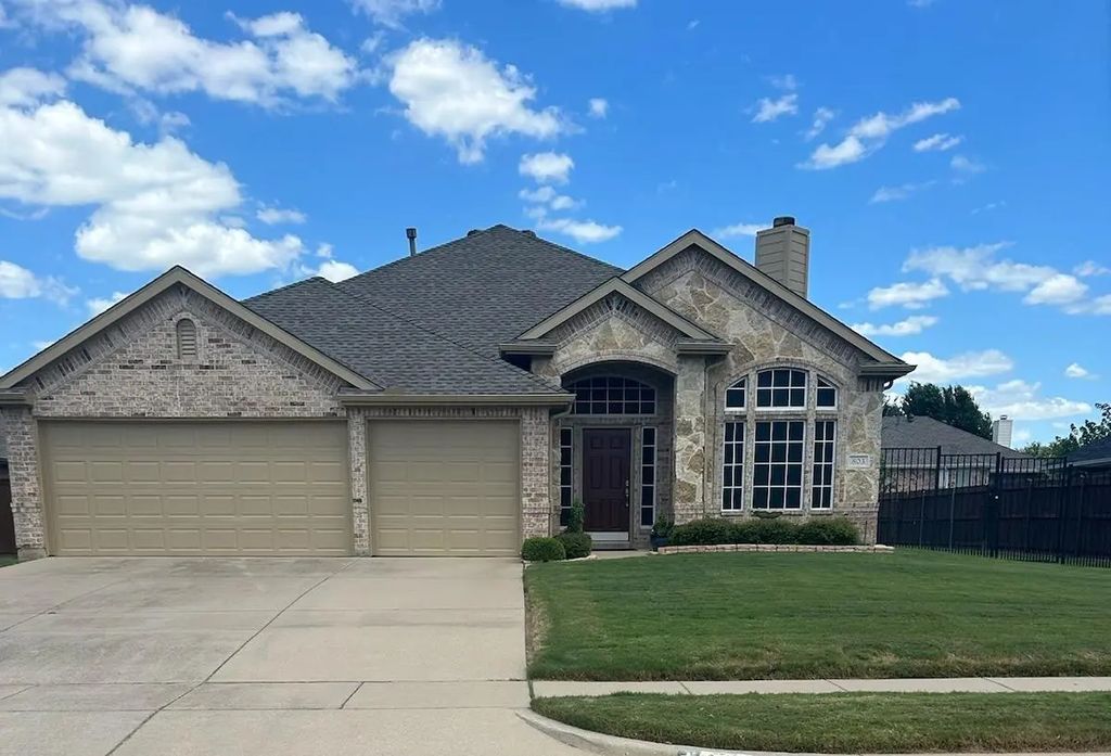803 Sugar Hill Avenue, Cleburne
