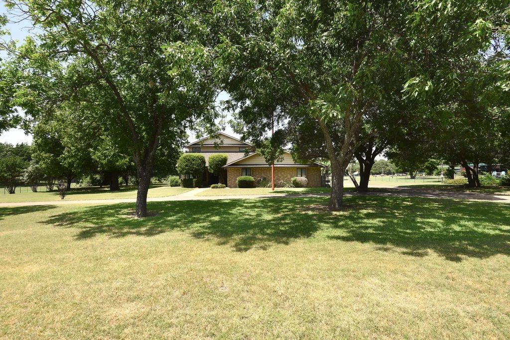 1027 Sherman Drive, Cedar Hill