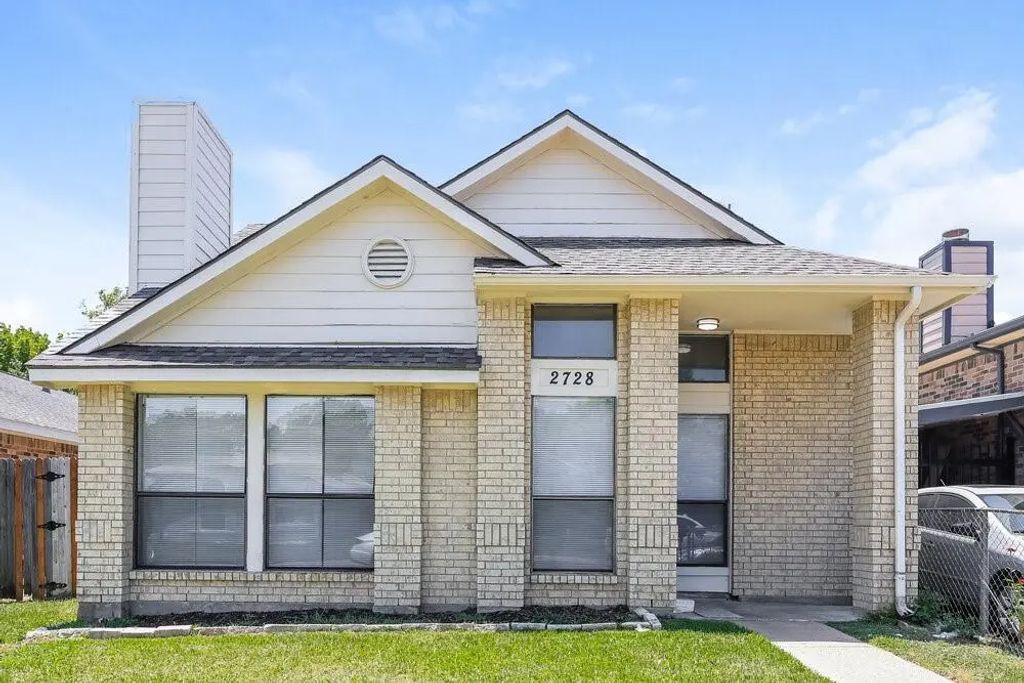 2728 Oak Bend Lane, Dallas