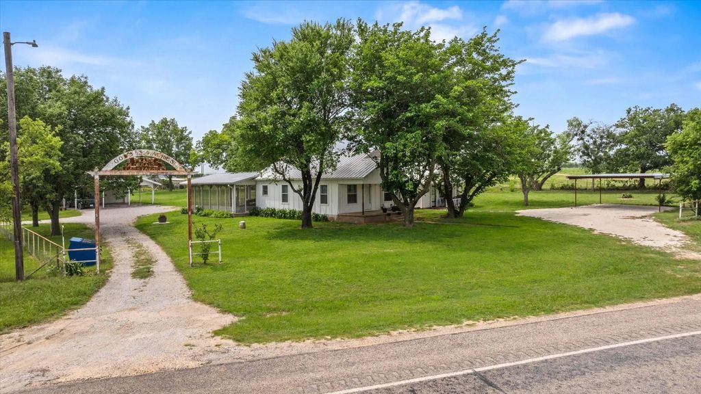 11755 W Fm 8, Stephenville