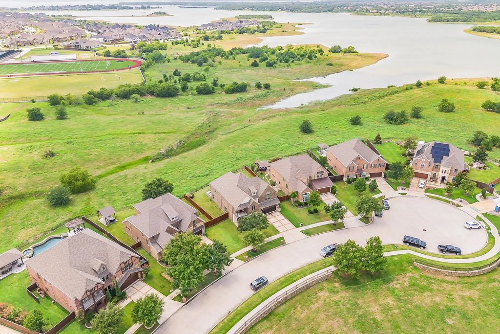 1233 Clearwater Drive, Frisco