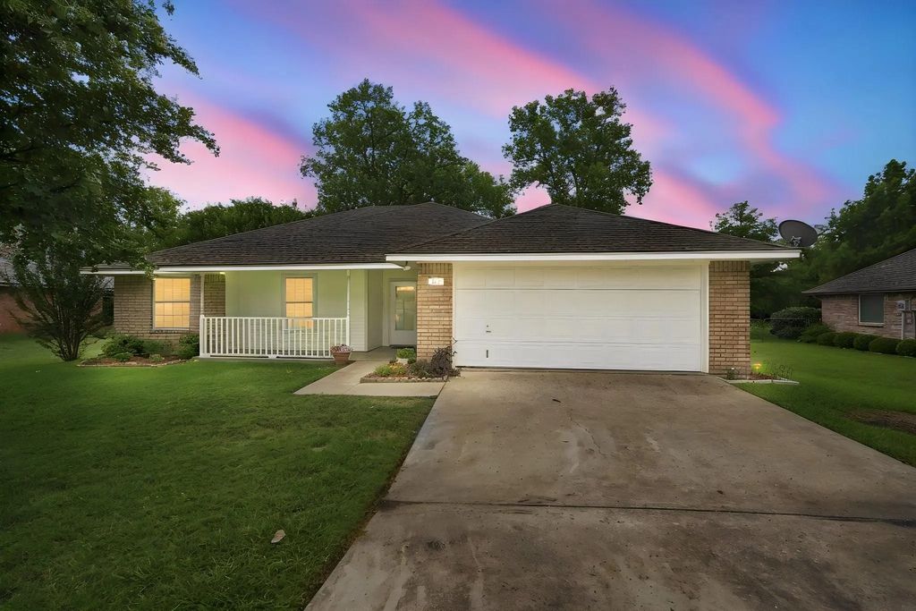 122 Lynnie Penny Lane, Midlothian
