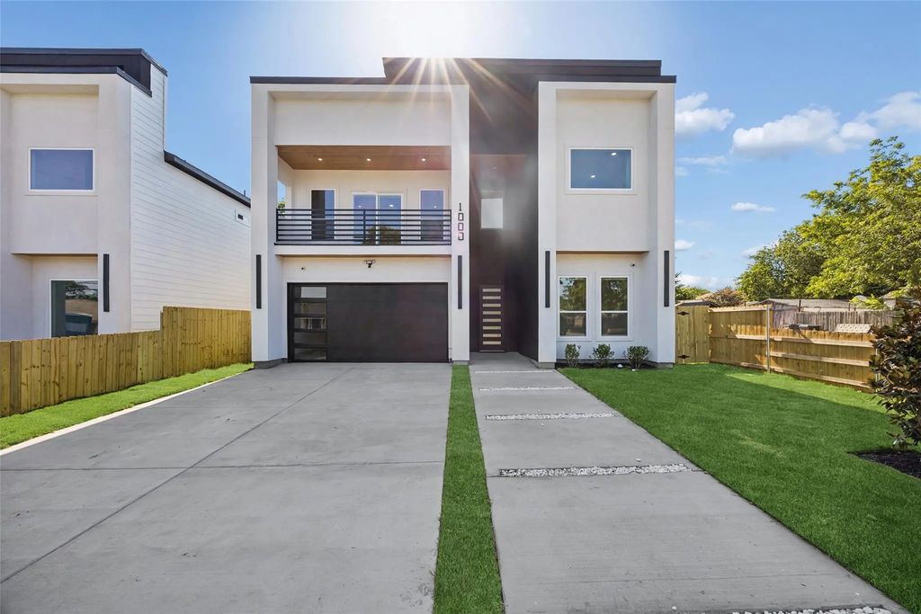 1000 N Bagley Street, Dallas