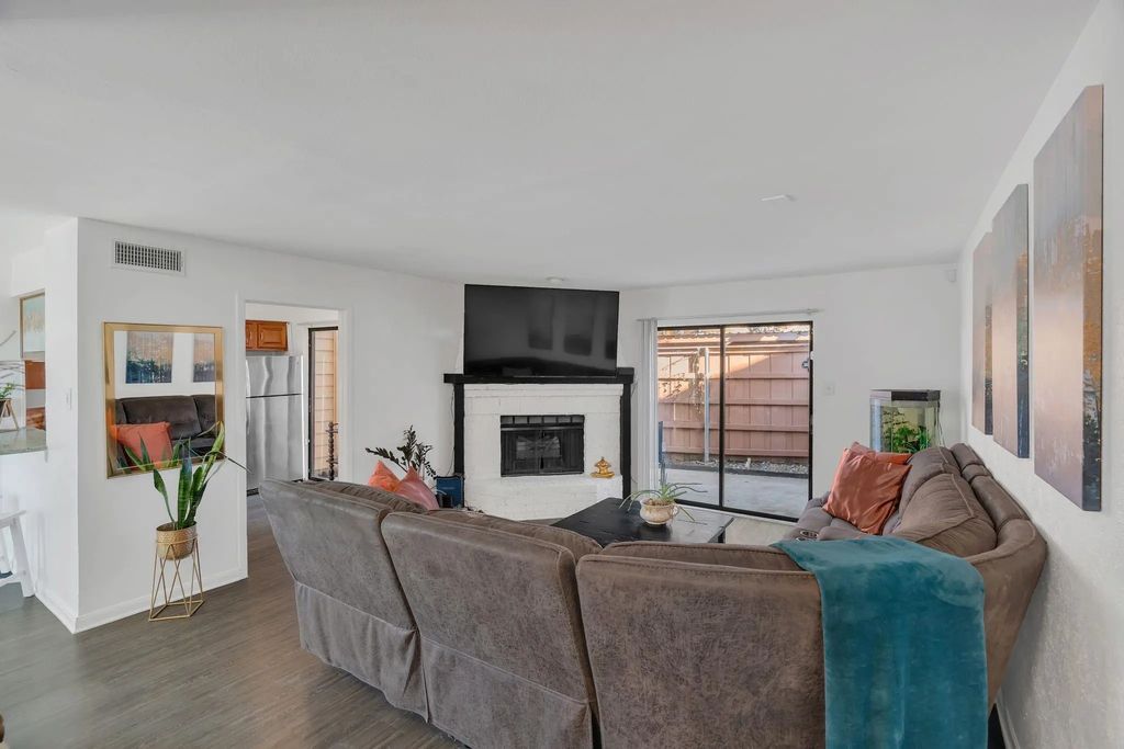 2503 Tierra 1, Irving