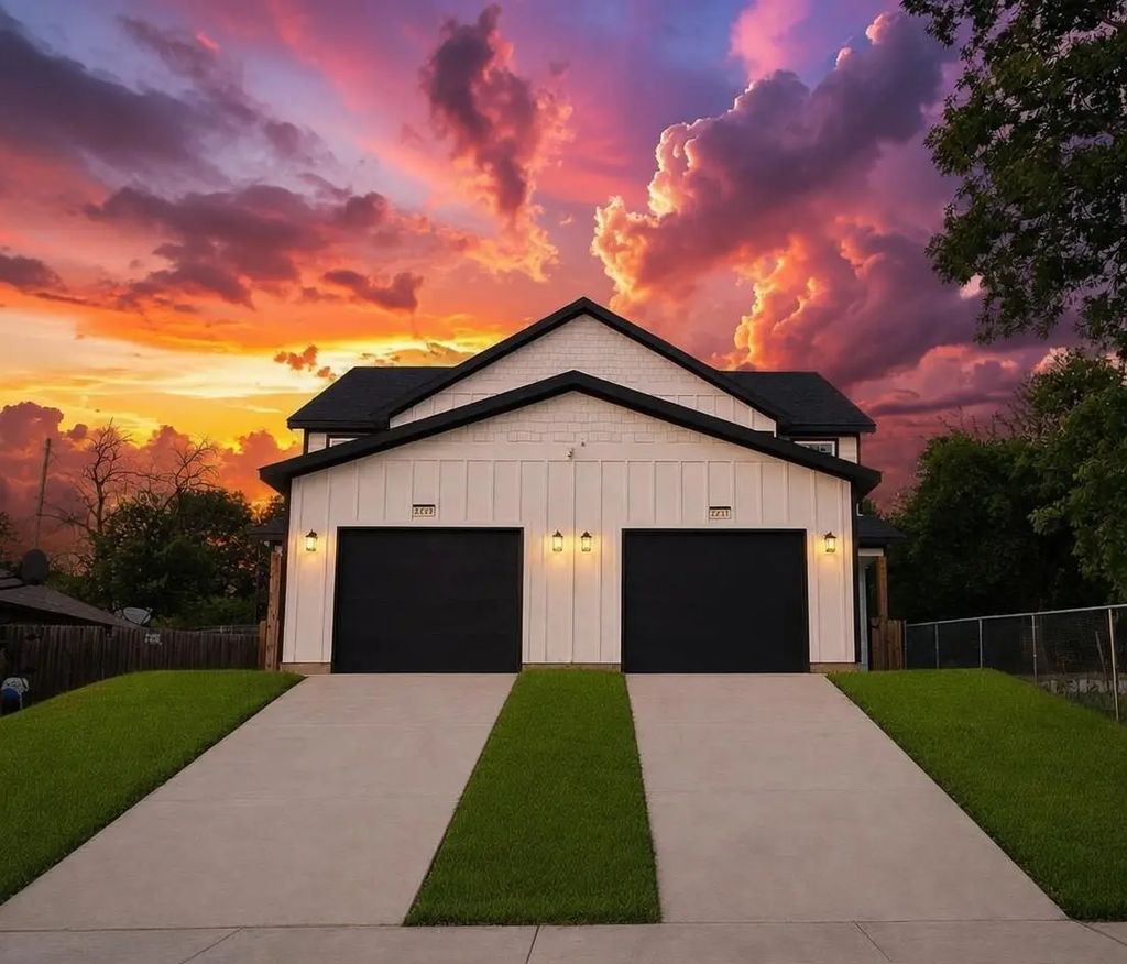 2209 Brookes Street, Fort Worth