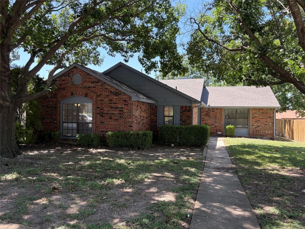 1362 Southridge Drive, Lancaster
