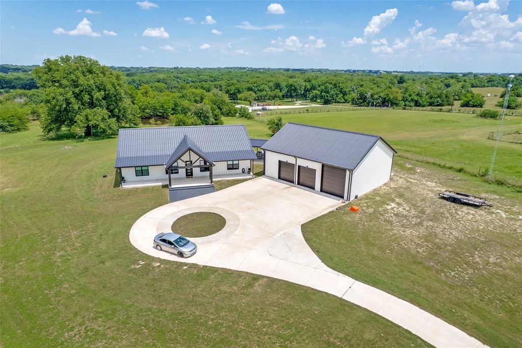 11872 County Road 577, Anna