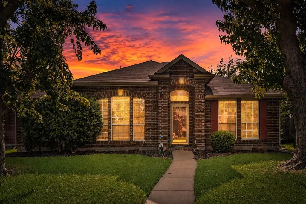 6201 Monticello Drive, Frisco