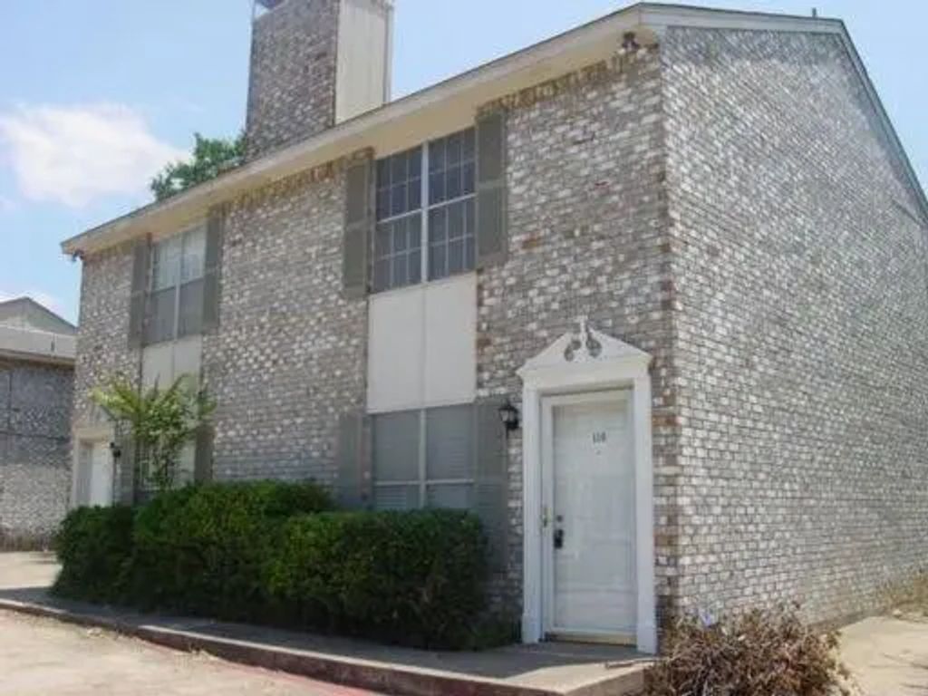 110 Graystone Place, Duncanville