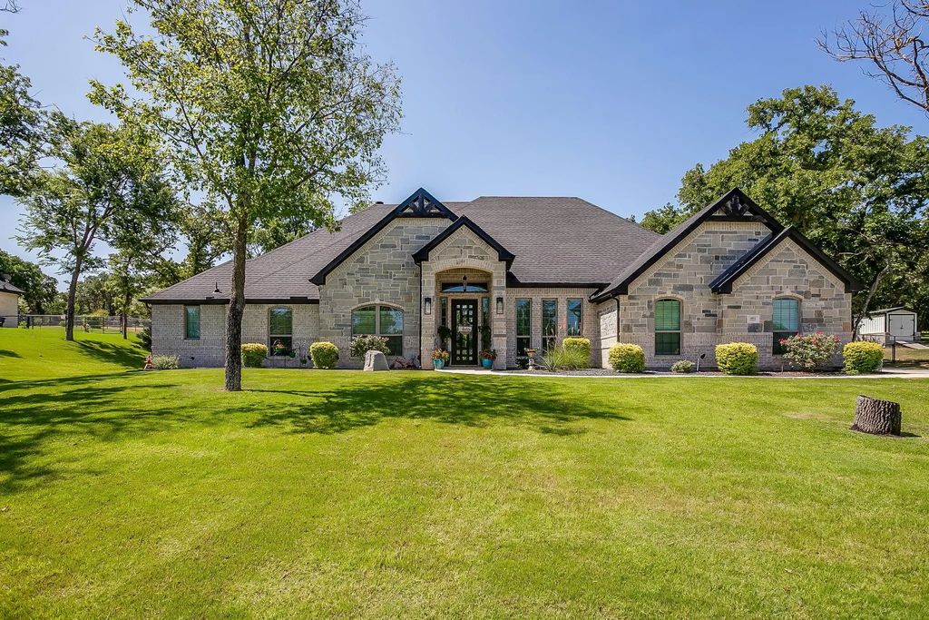 1011 Glenoaks Drive, Weatherford