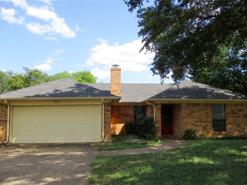 6925 Alexandria Court, Fort Worth