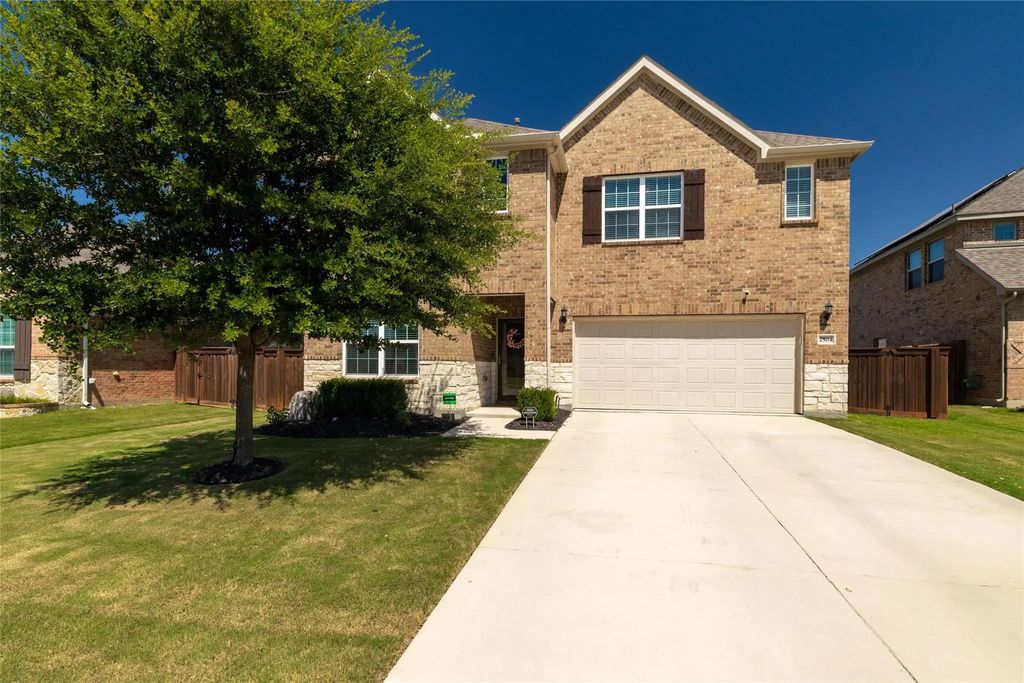 2504 Wallingford Drive, Mansfield