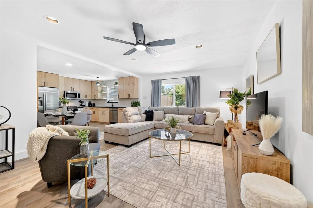 5917 Maple Lane, Rowlett