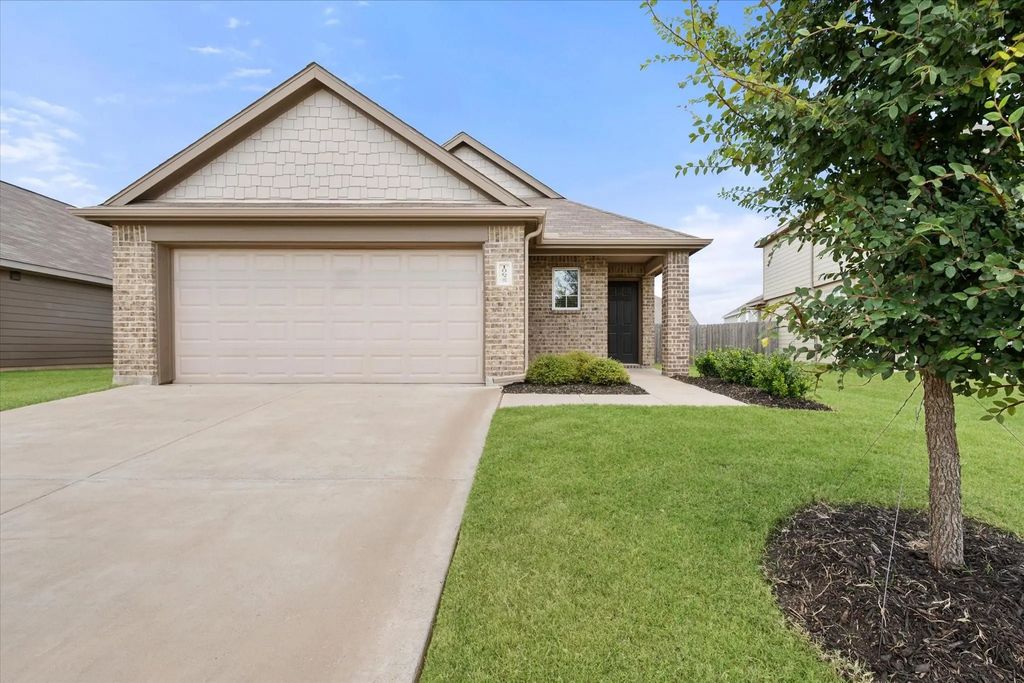 10625 Bleat Street, Fort Worth