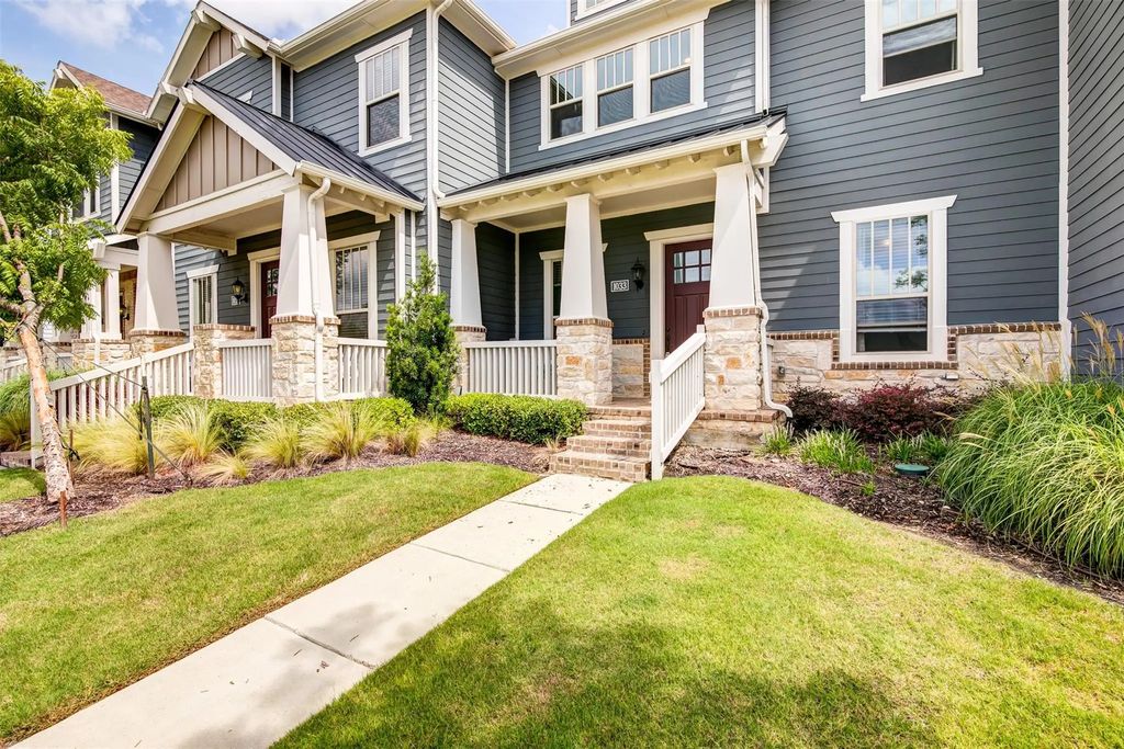 1033 Water Street, Carrollton