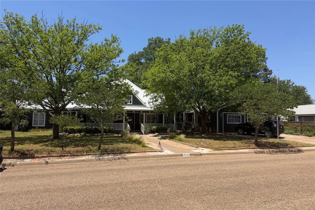 908 15th Street, Paducah