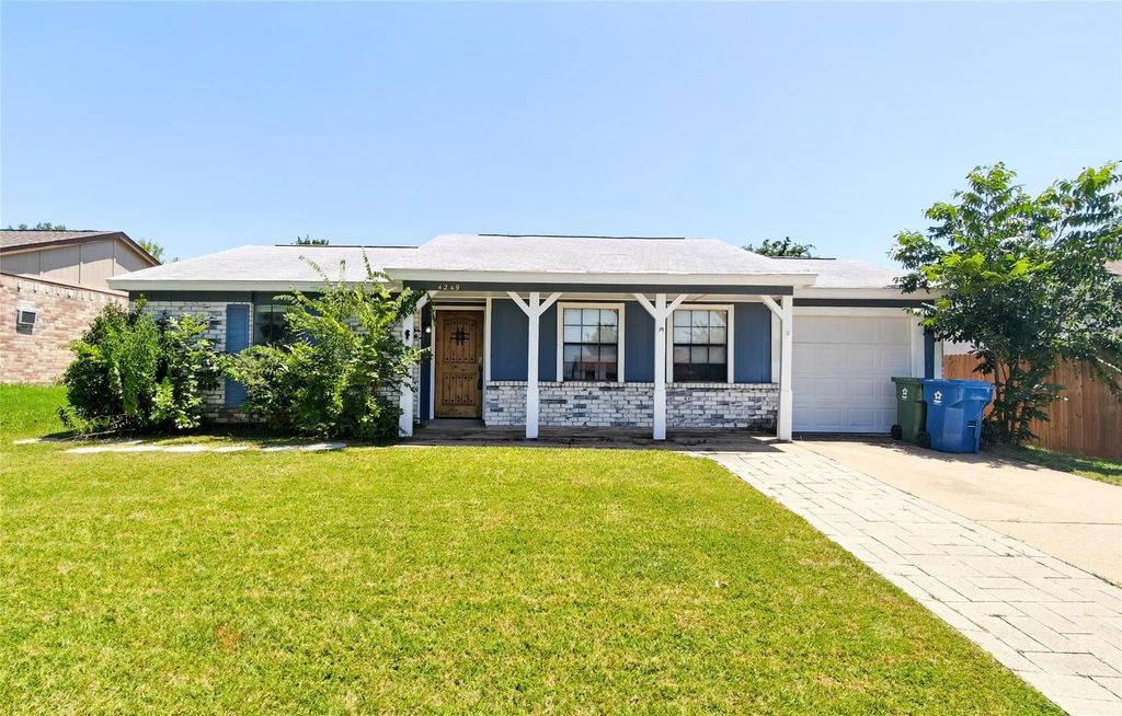 4249 Driscoll Drive, The Colony