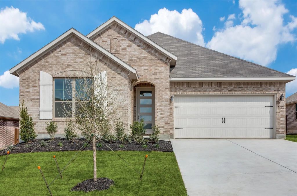 533 Hillcrest Circle, Justin