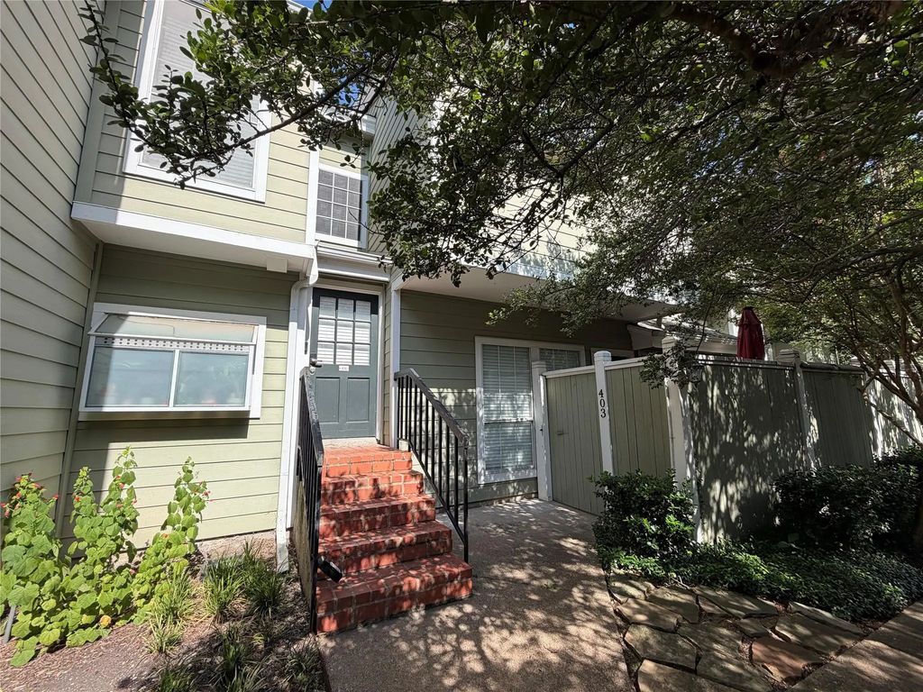 6220 Bentwood Trail 404, Dallas