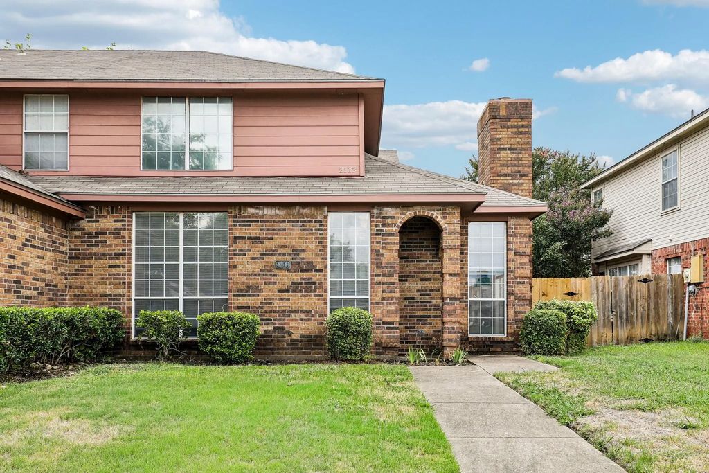 2123 Hearthside Lane, Garland