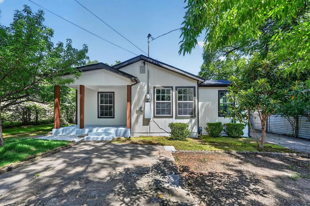 1113 Brock Street, Dallas
