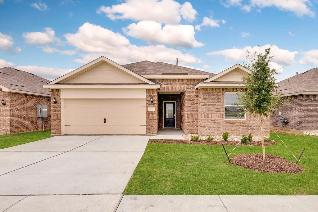 101 Condie Russell Avenue, Venus