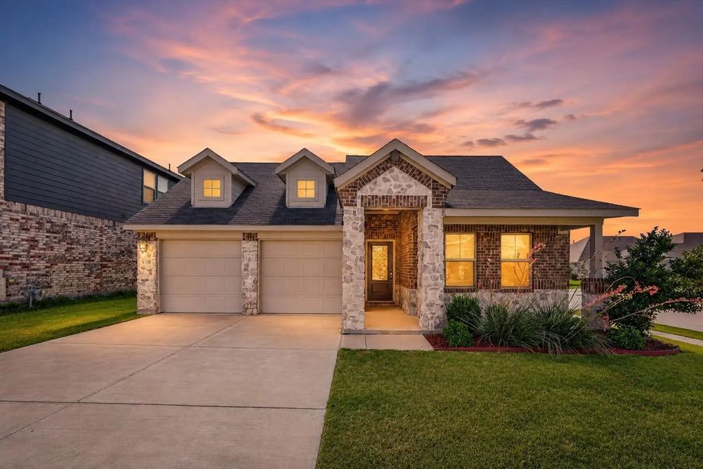 6308 Copperhead Drive, Fort Worth