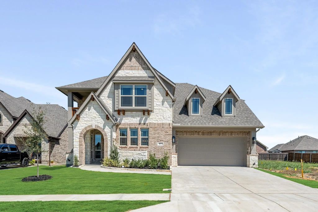 1073 Raptor Road, Alvarado