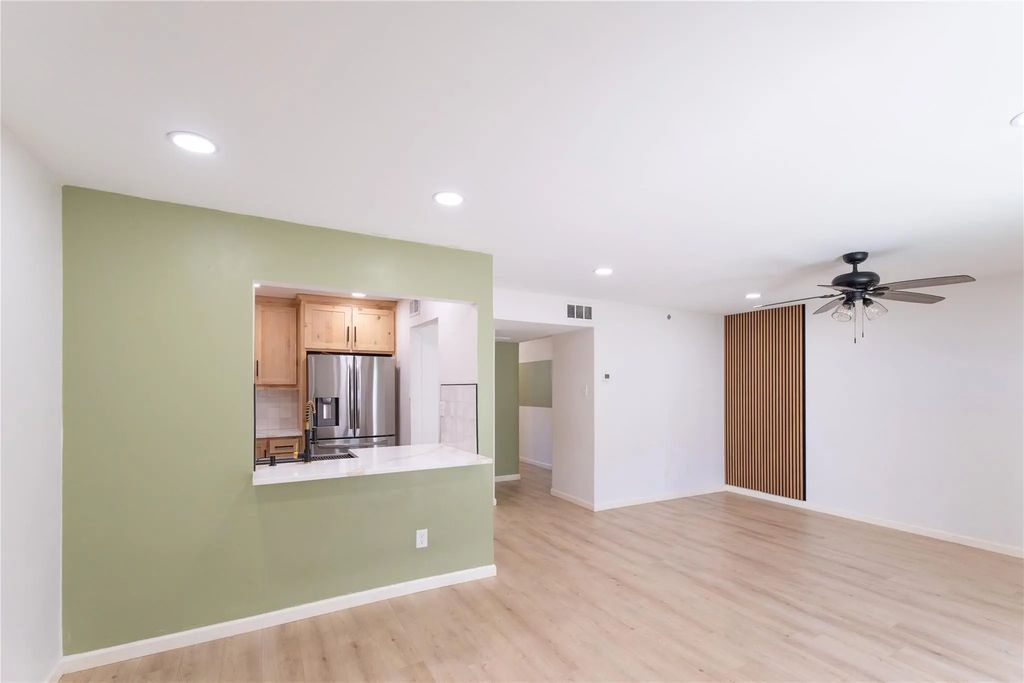 5881 Preston View Boulevard 151, Dallas