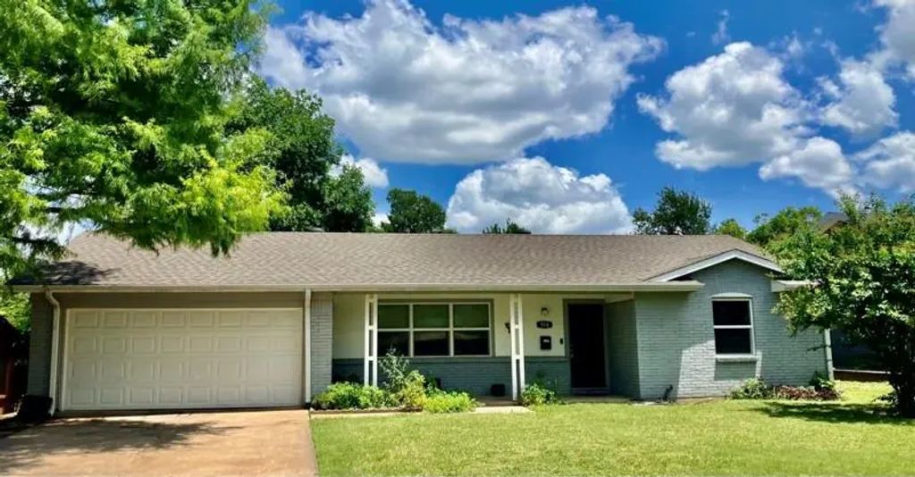 514 Ne 4th Street, Grand Prairie